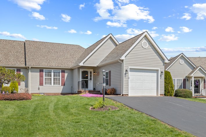 Image for 2 Bed, 2 Bath Townhome