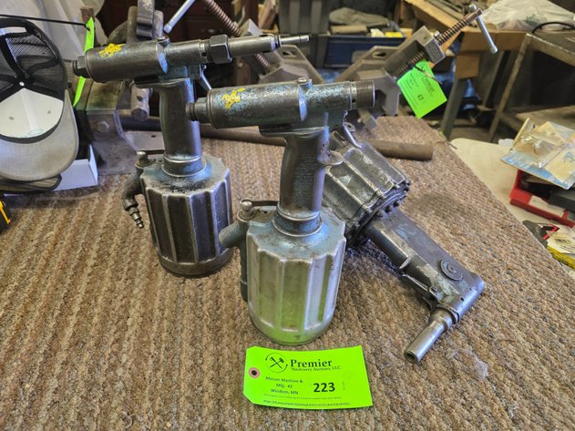 Image for (3) Pneumatic Rivet Guns