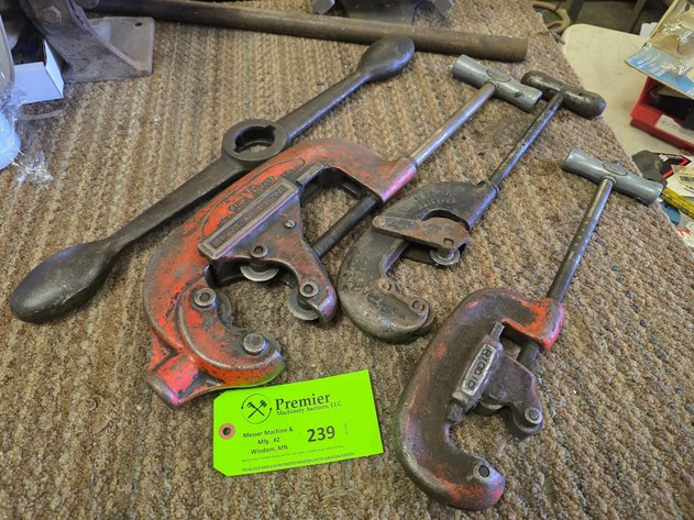 Image for Assorted Threading Tools