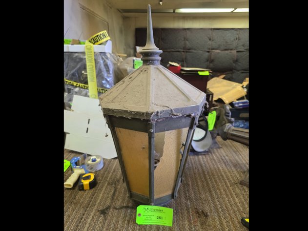 Image for Vintage Lamp Post Light.