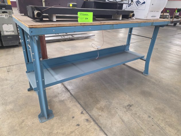 Image for Metal Workbench.