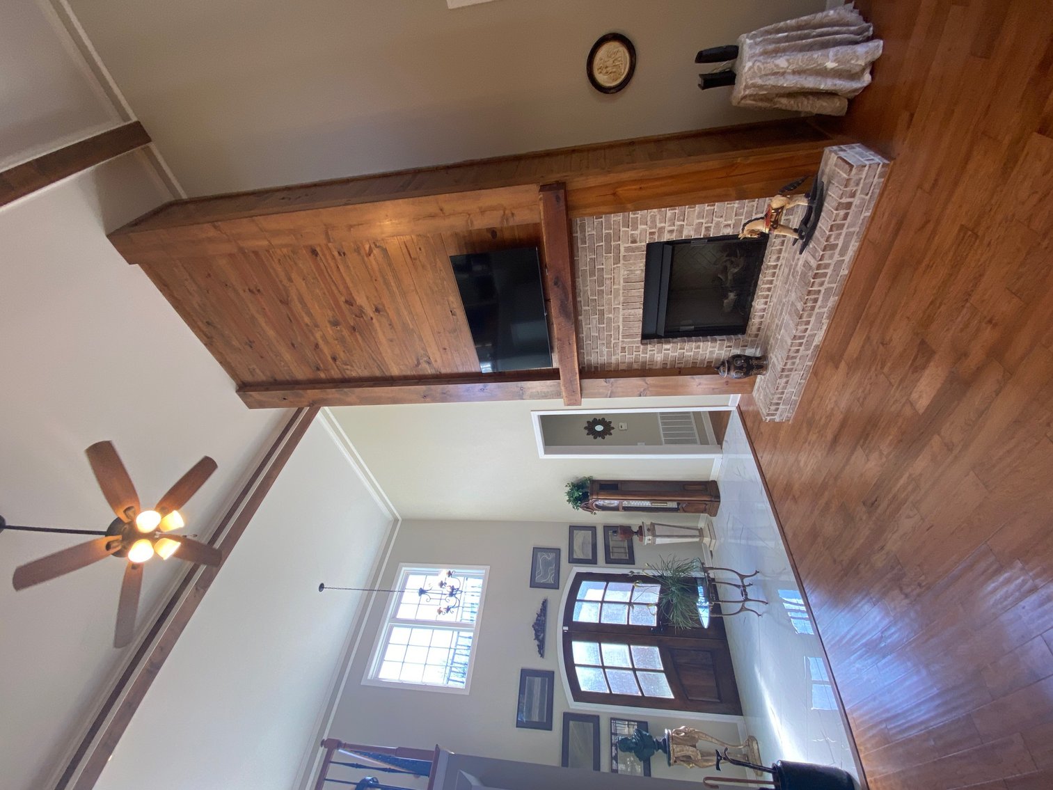 Image for Living Estate Auction-2108 Spindletop Drive, Murray, KY