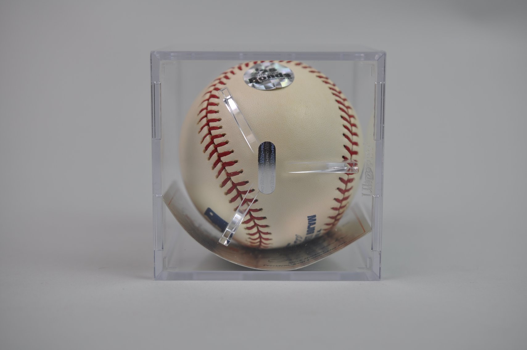 Barry Bonds Signed Ball w/COA