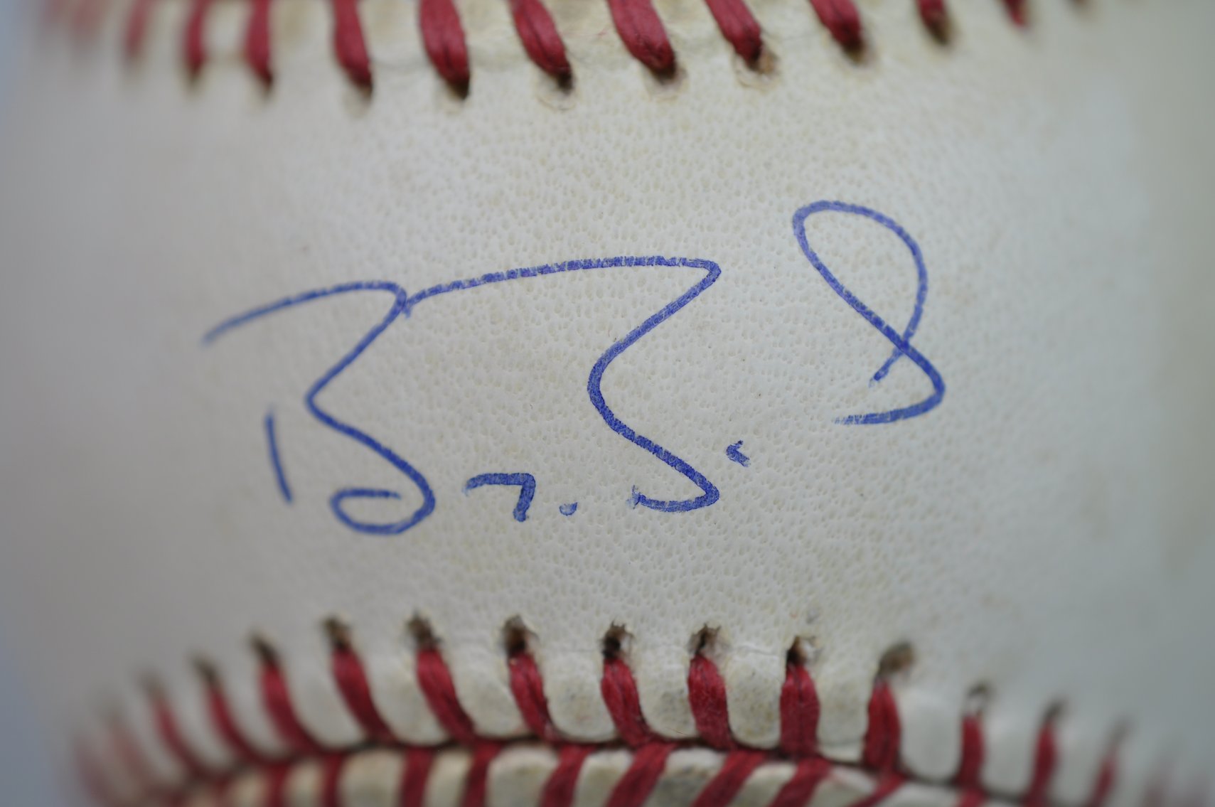 HR Record Holder-Barry Bonds Signed Ball