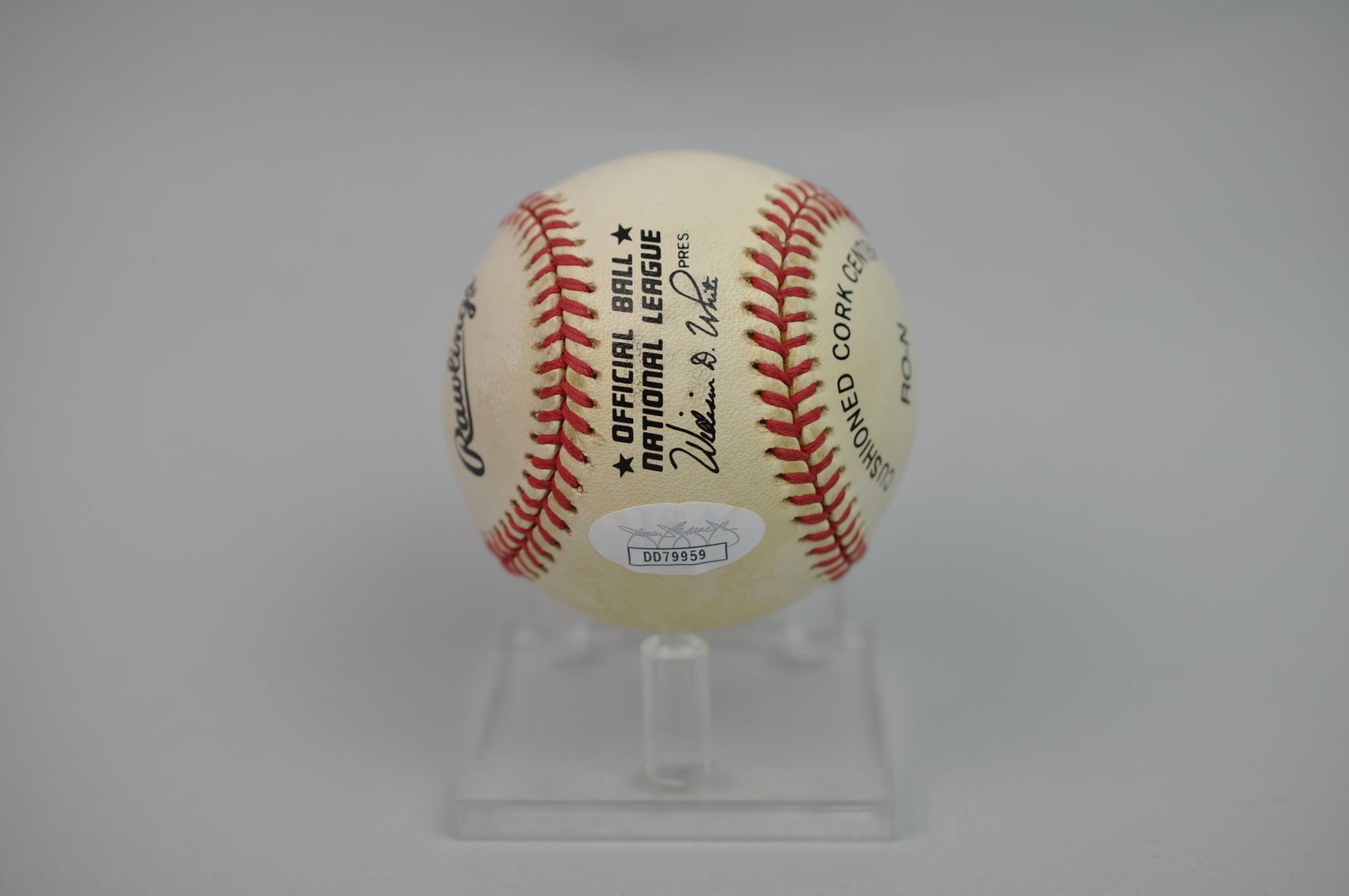 HR Record Holder-Barry Bonds Signed Ball