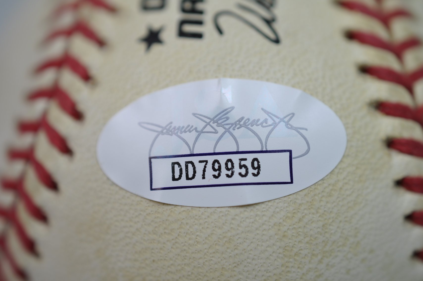 HR Record Holder-Barry Bonds Signed Ball