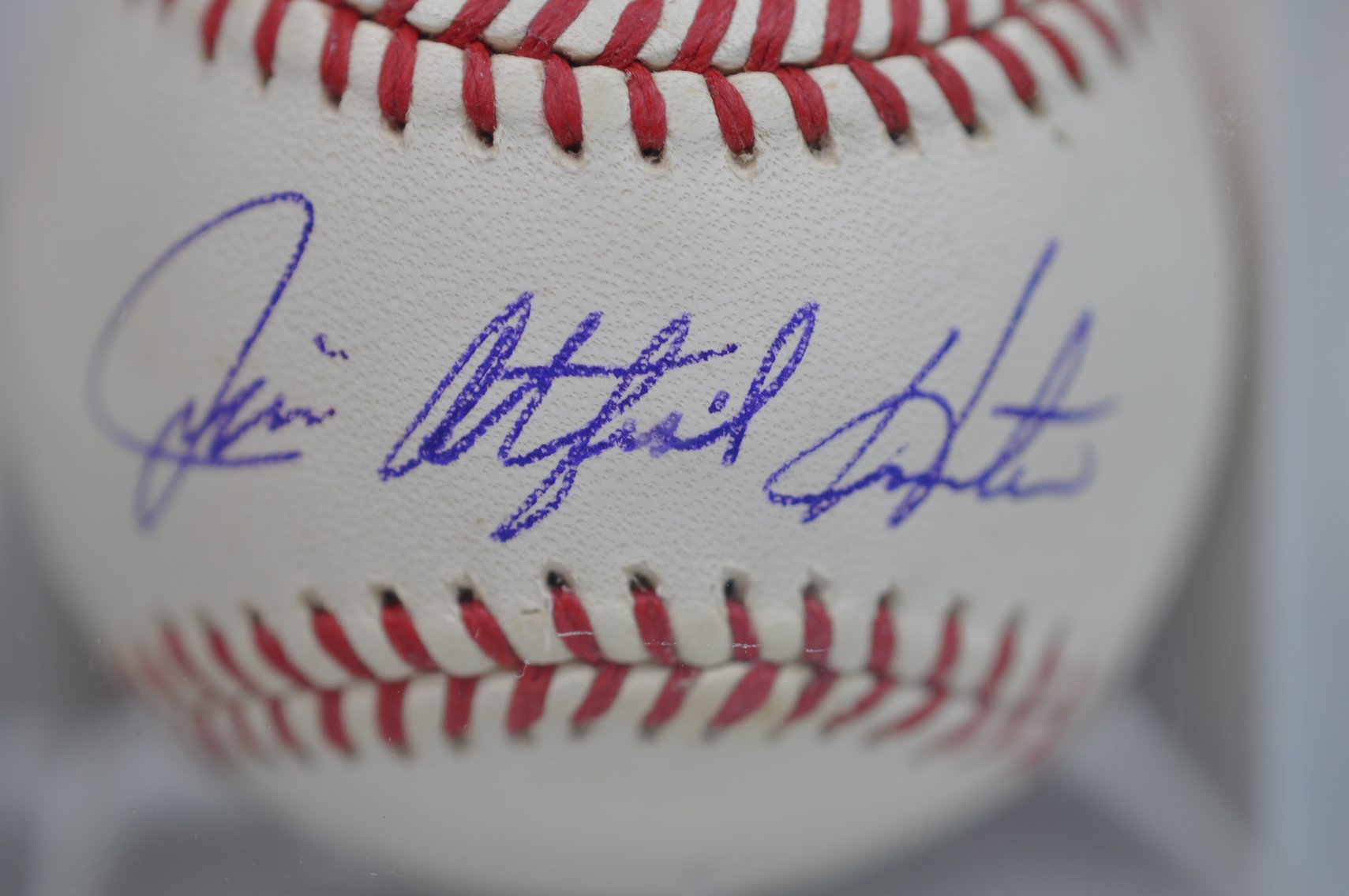 HOF Jim Catfish Hunter & Bob Gibson Signed Balls