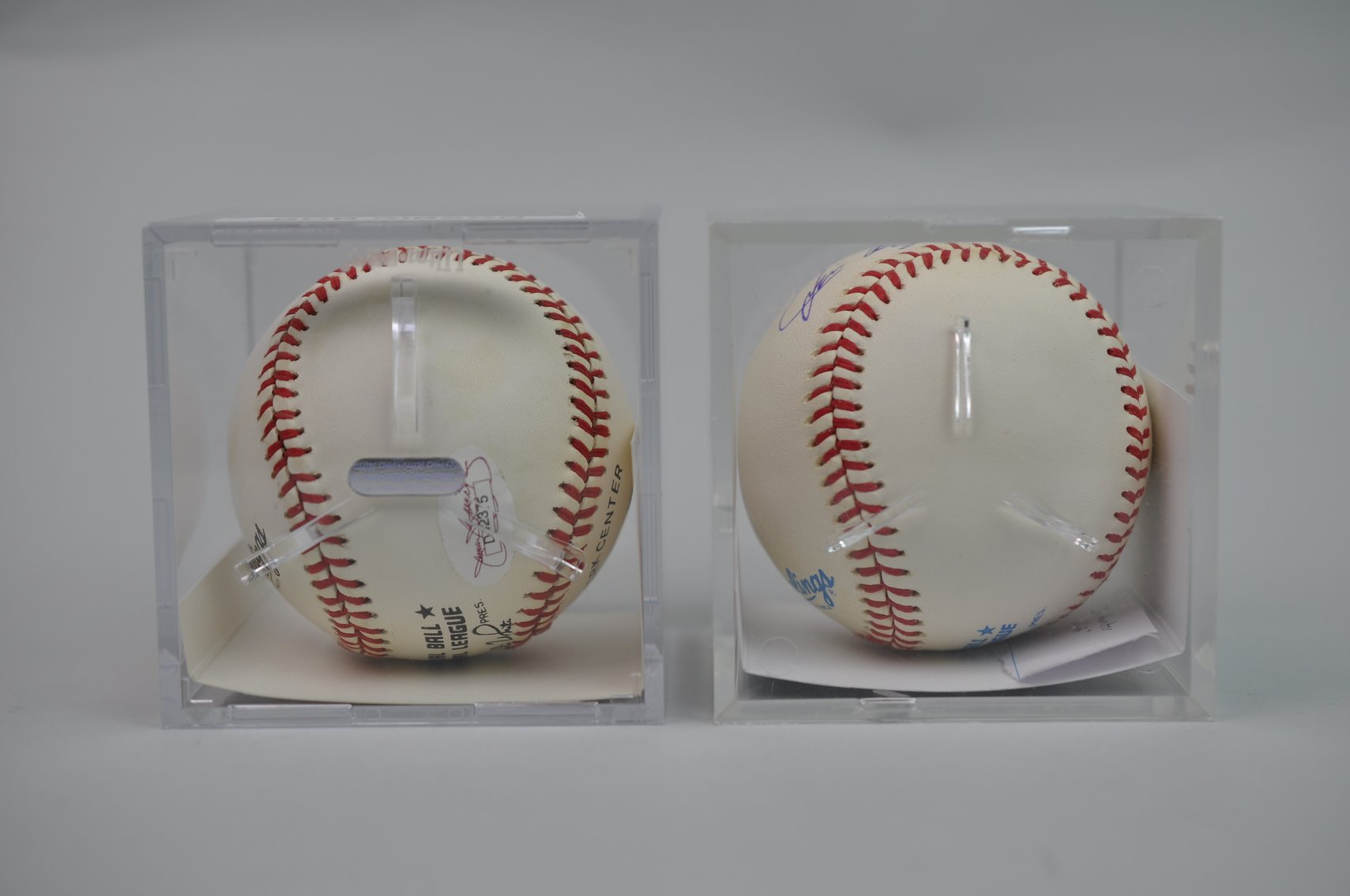 HOF Jim Catfish Hunter & Bob Gibson Signed Balls