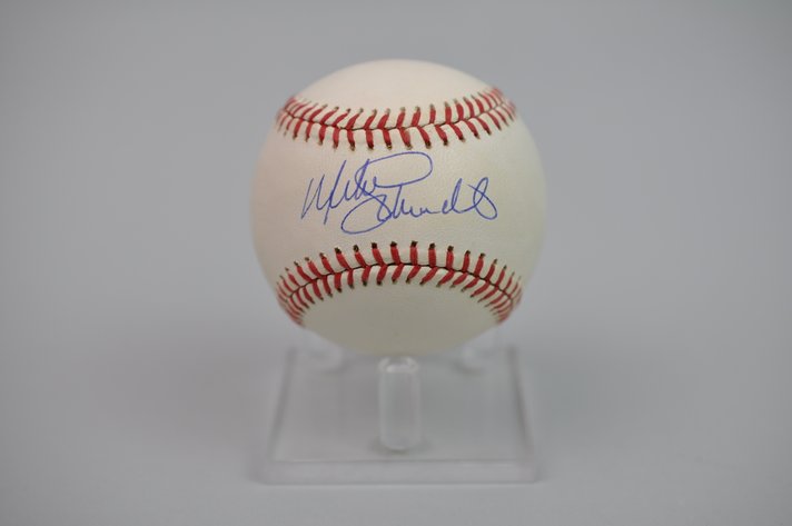 HOF Mike Schmidt Signed Ball (Blue Ink)