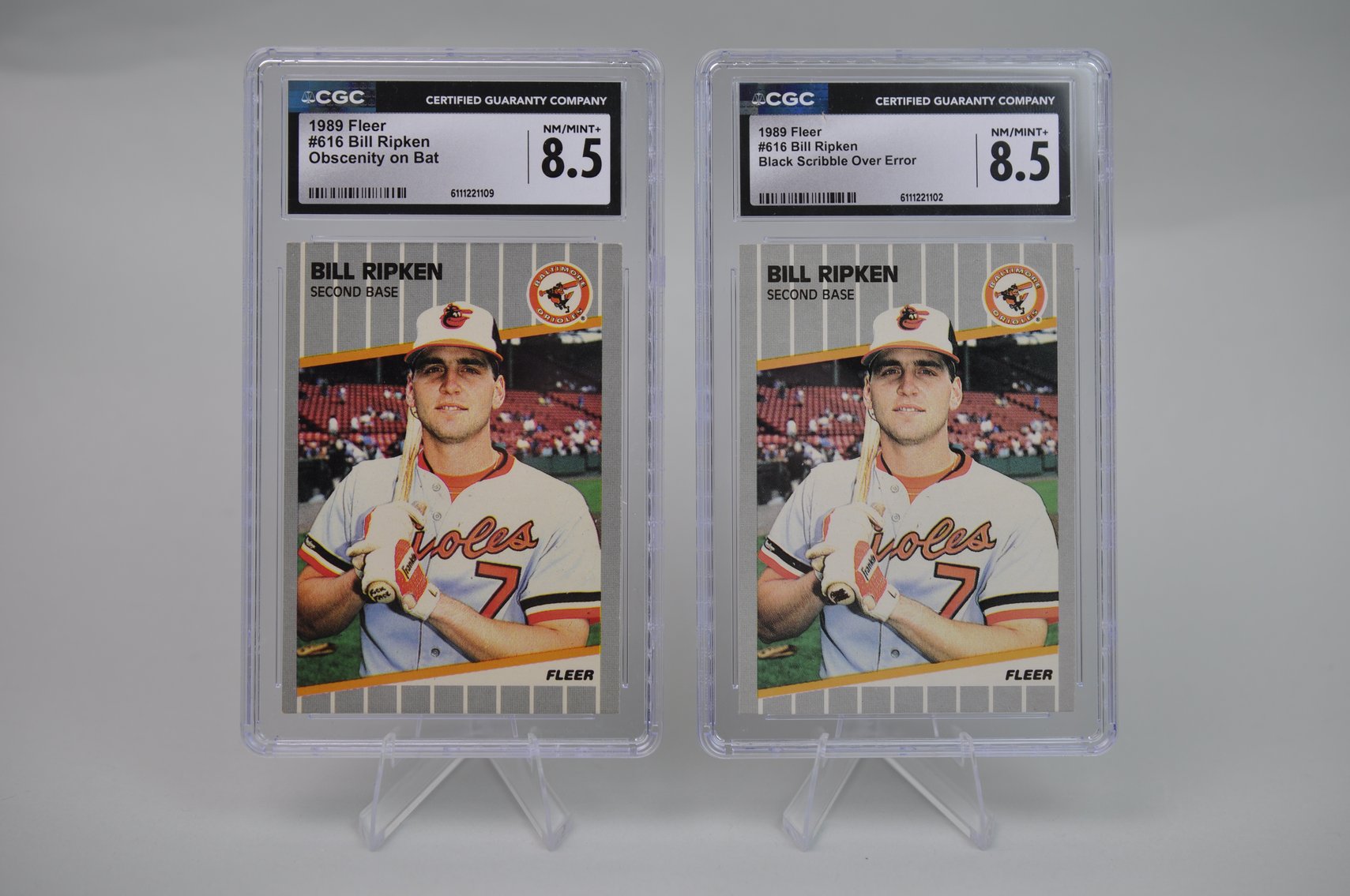 Two 1989 Bill Ripken #616 (FF)