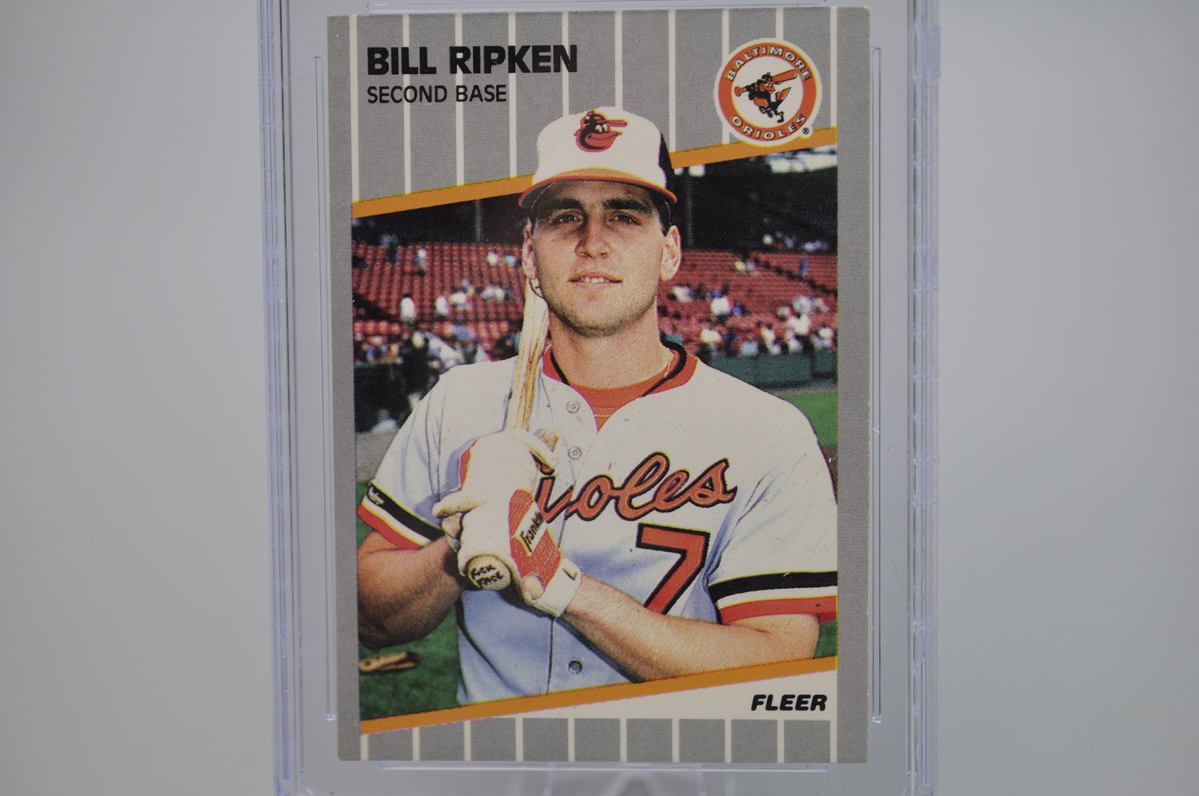 Two 1989 Bill Ripken #616 (FF)