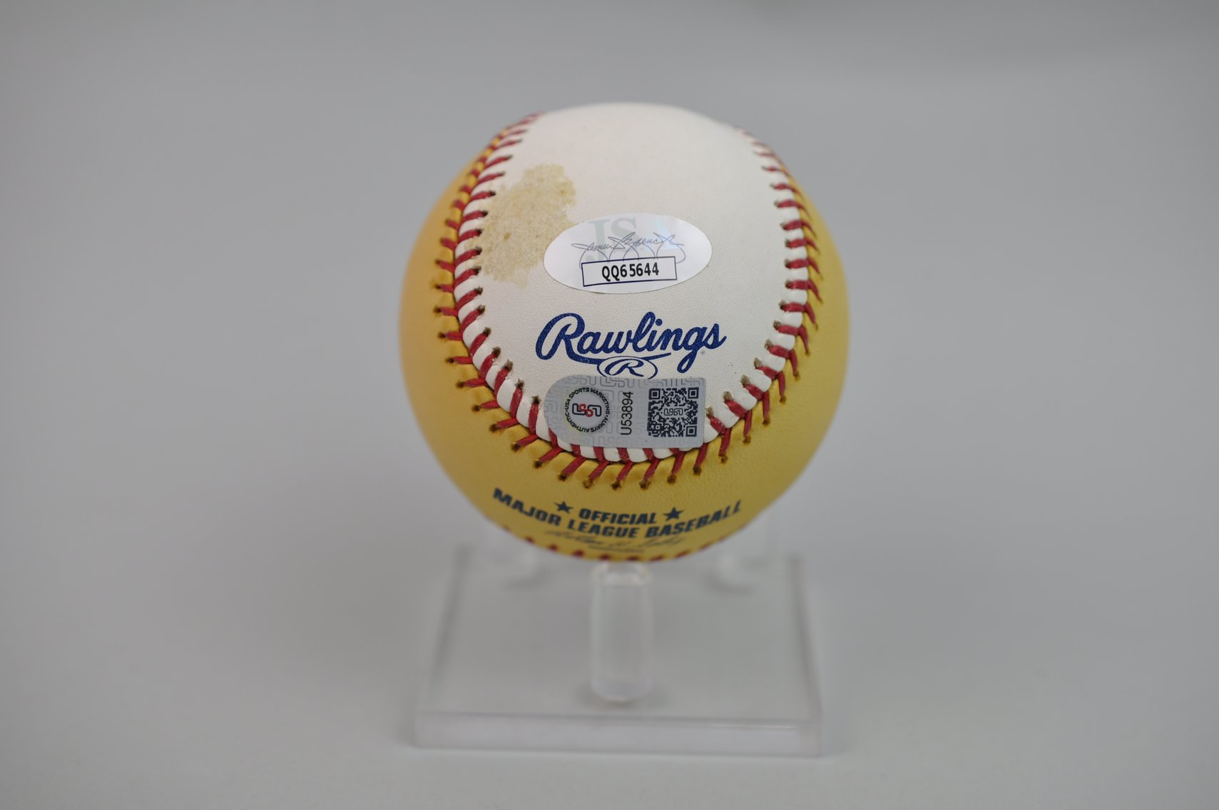 HR Derby Ball Signed by Vlad Guerrero (Sr.)