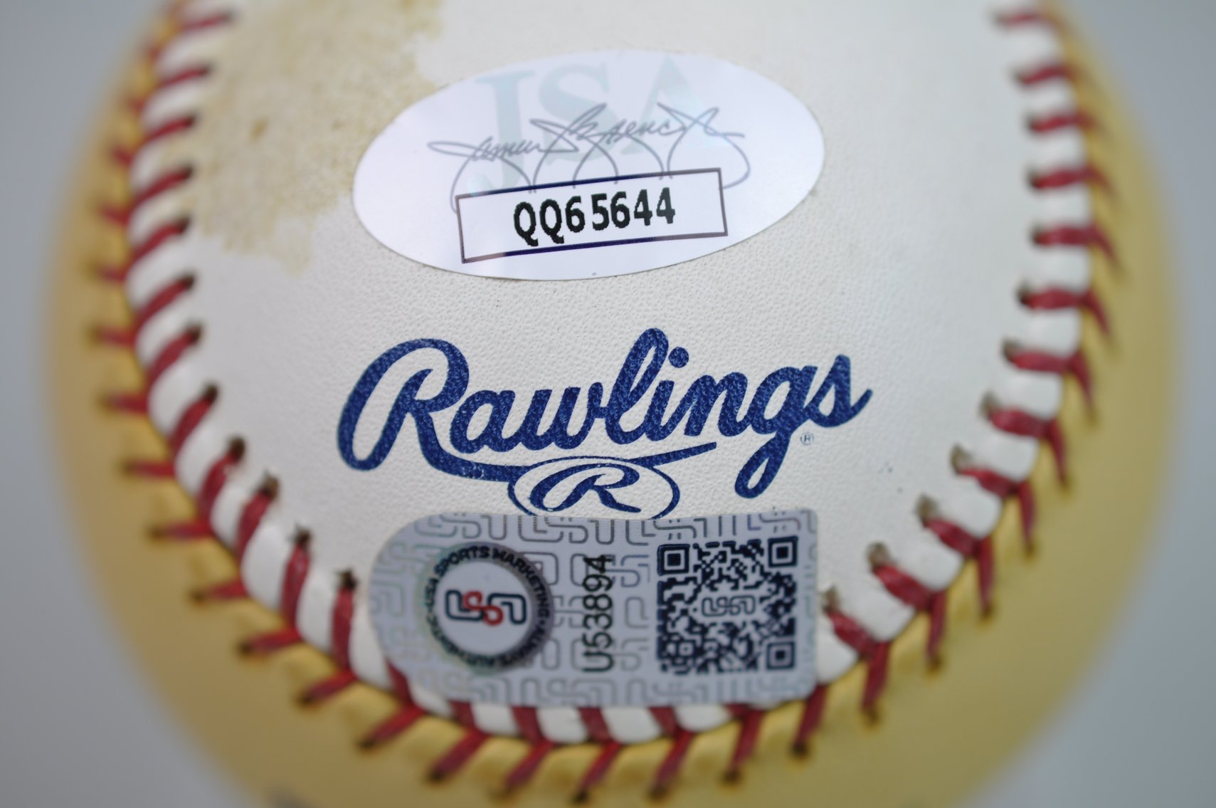 HR Derby Ball Signed by Vlad Guerrero (Sr.)