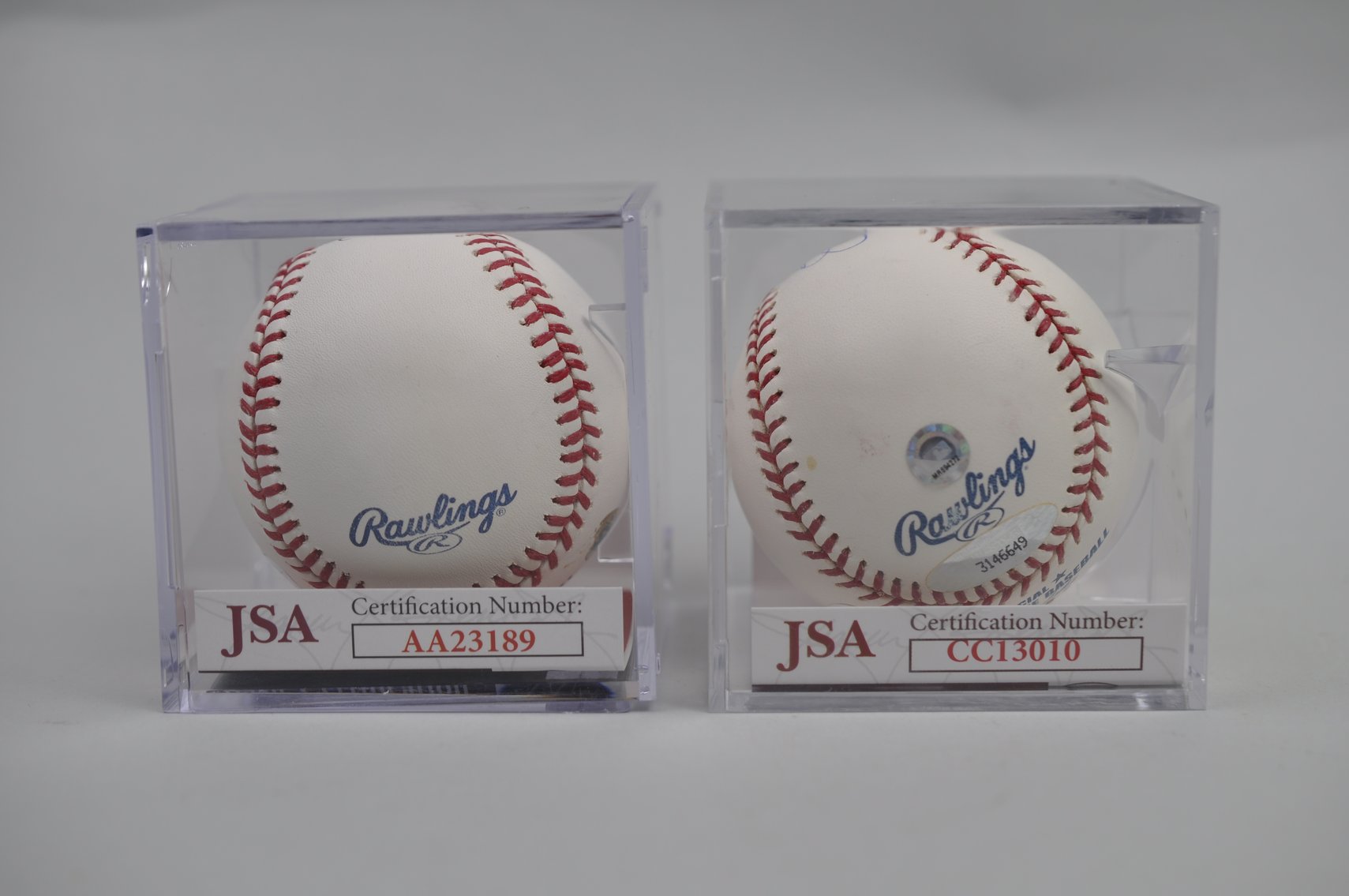 Baseballs Signed by 70s & 80s Hall of Famers