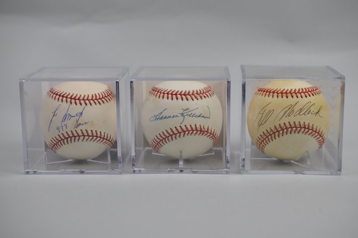 Baseballs Signed by Stars of the 70s & 80s