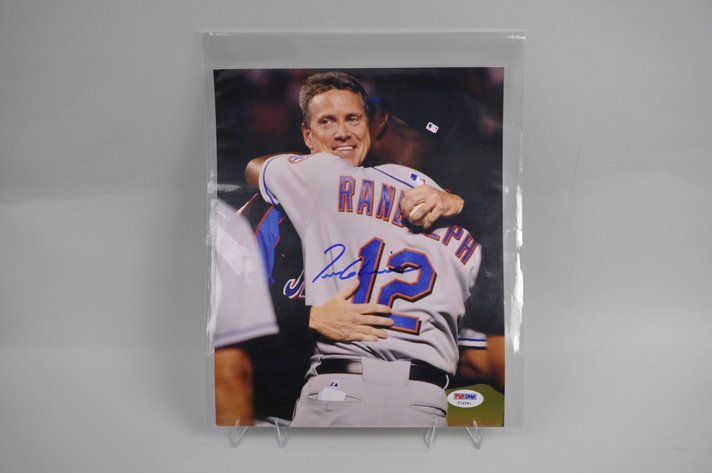 Tom Glavine Signed Photo w/PSA