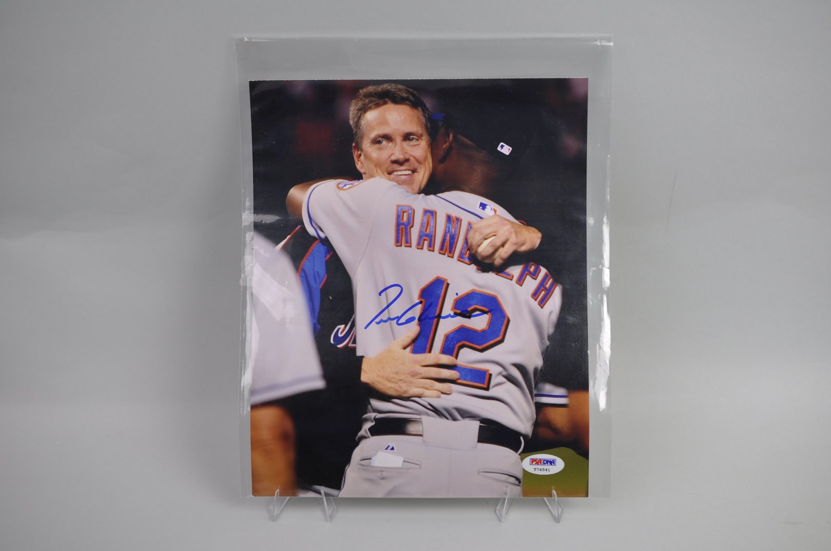 Tom Glavine Signed Photo w/PSA