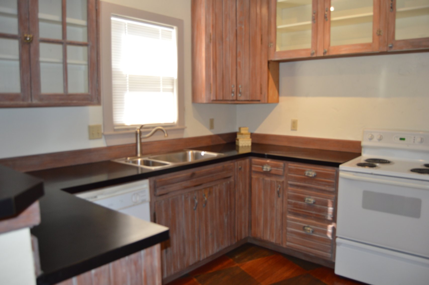 Image for 937 N Litchfield Ave