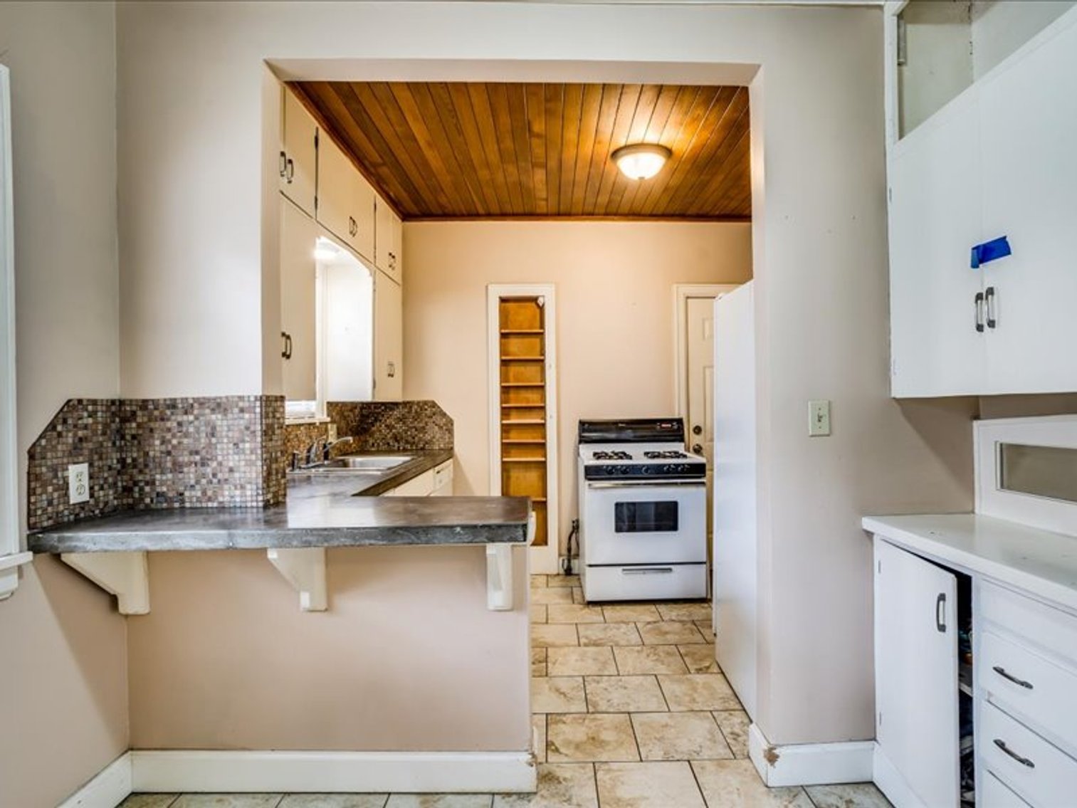 Image for 501 N Crestway (4326 E Central Ave)