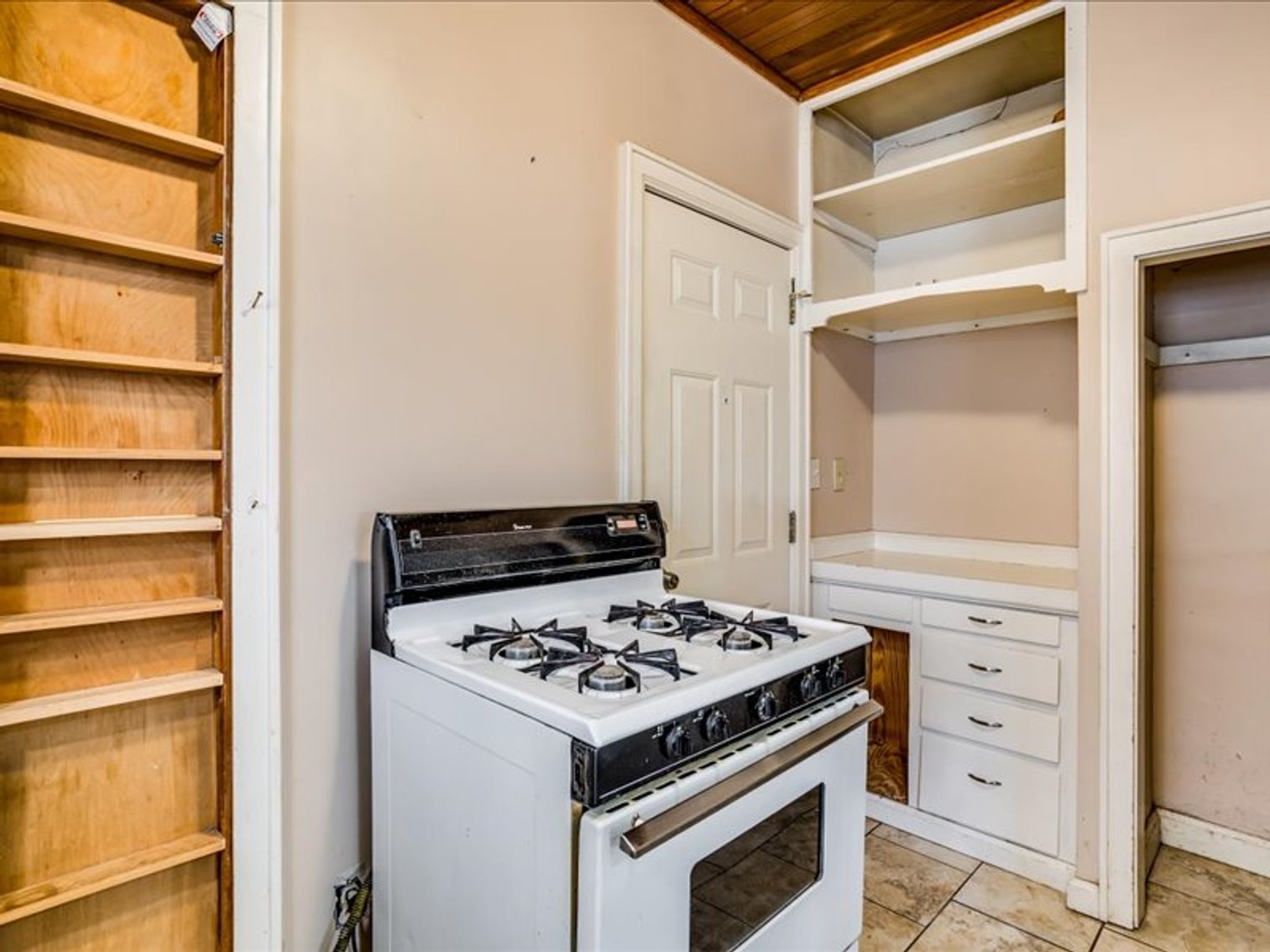 Image for 501 N Crestway (4326 E Central Ave)