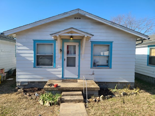 Image for Feaster~1306 Olive~Winfield, KS