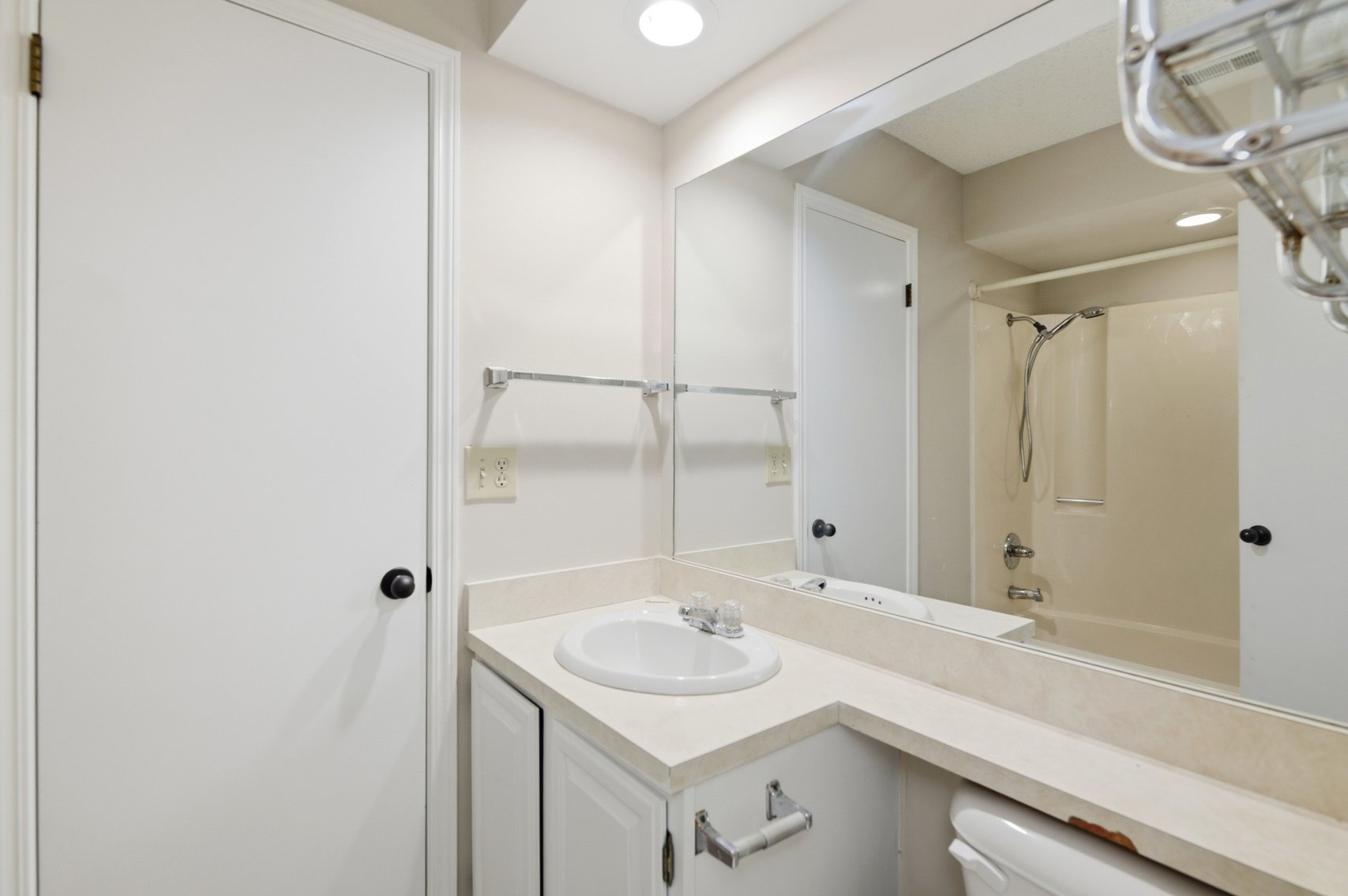 Image for 1717 S Cypress #122