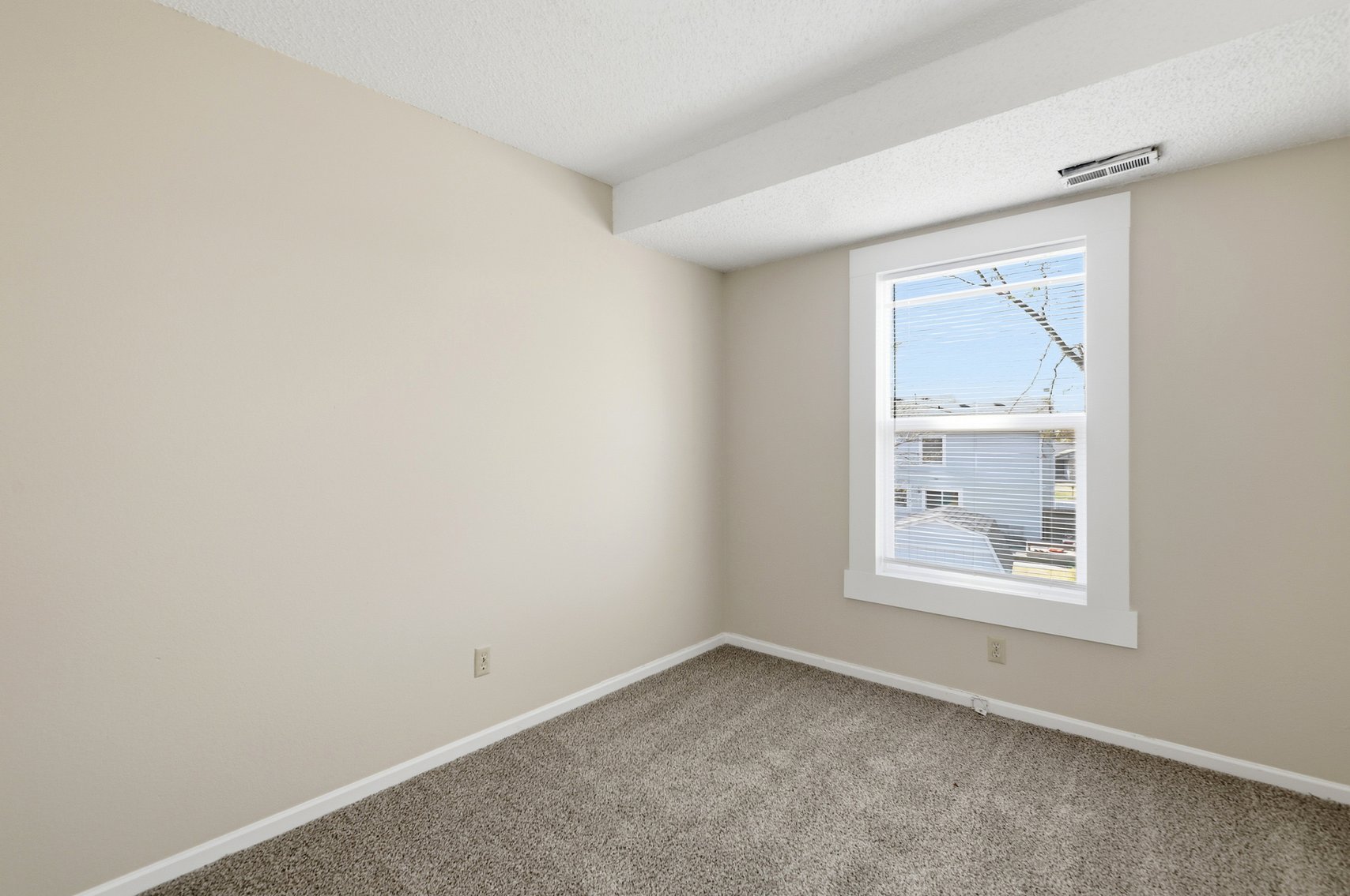 Image for 1717 S Cypress #122