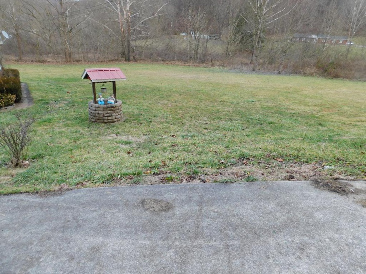 Image for Live Onsite Real Estate Auction with Online Bidding