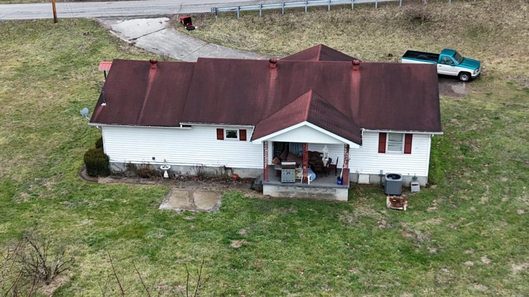 Image for Live Onsite Real Estate Auction with Online Bidding