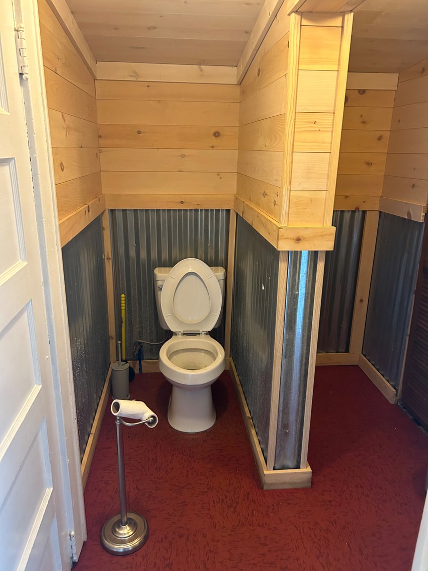 Image for Live Onsite Commercial Real Estate Auction with Online Bidding