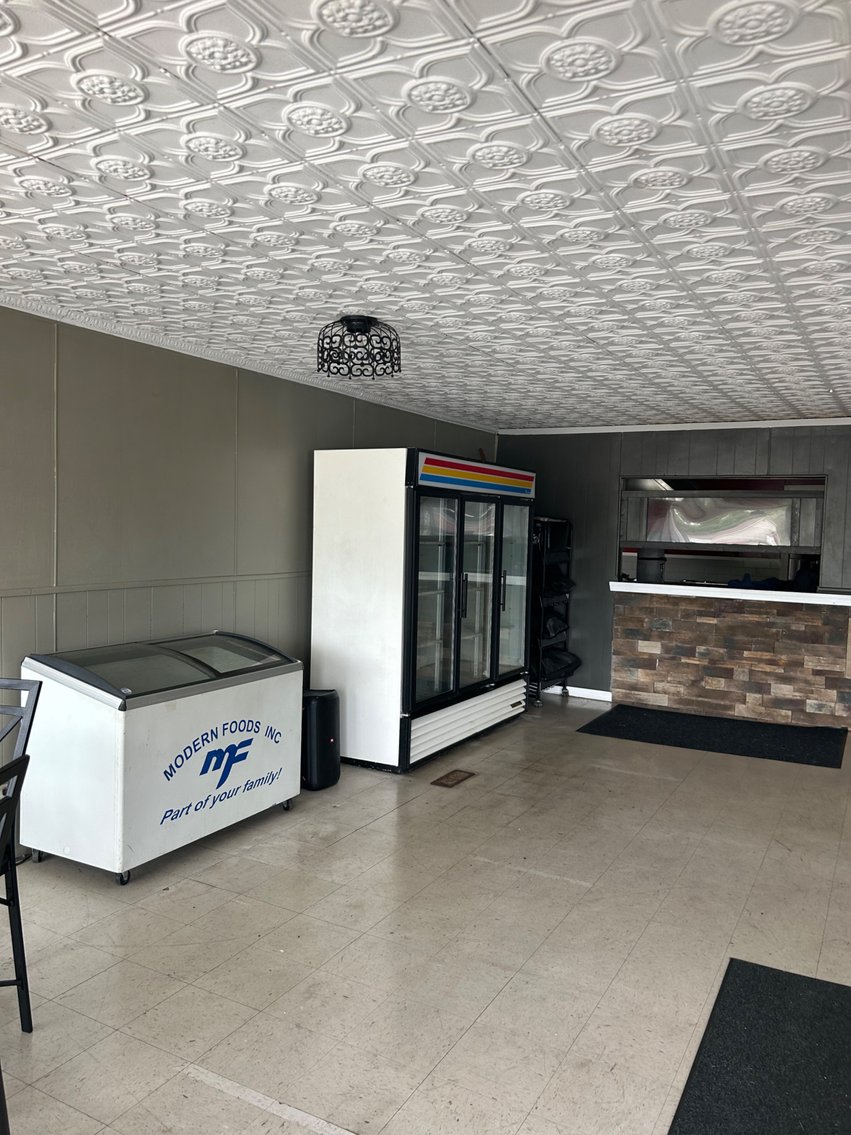 Image for Live Onsite Commercial Real Estate Auction with Online Bidding