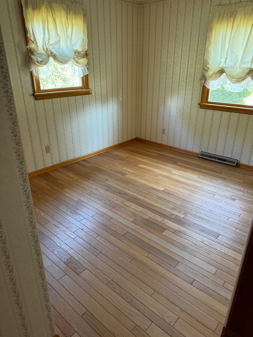 Image for Live Onsite Real Estate Auction with Online Bidding