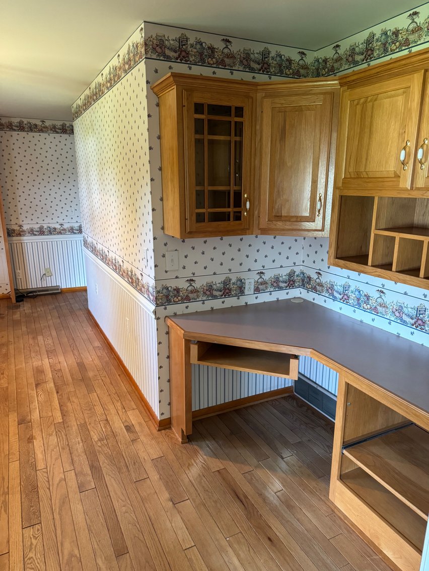 Image for Live Onsite Real Estate Auction with Online Bidding