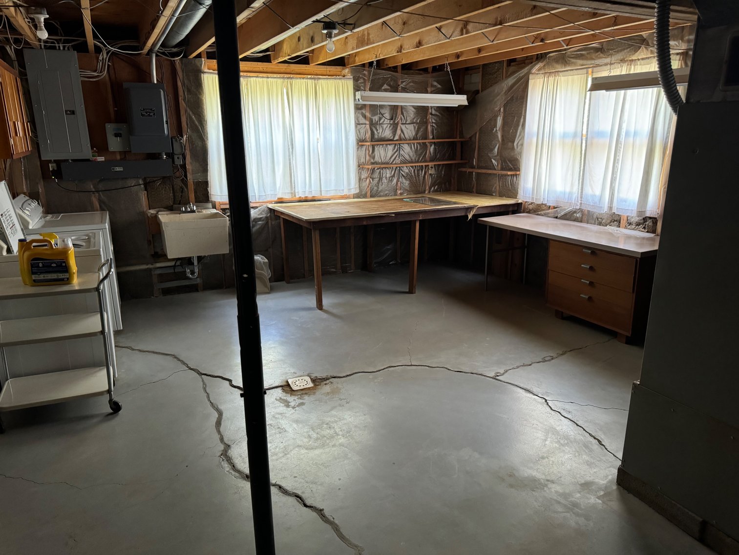 Image for Live Onsite Real Estate Auction with Online Bidding