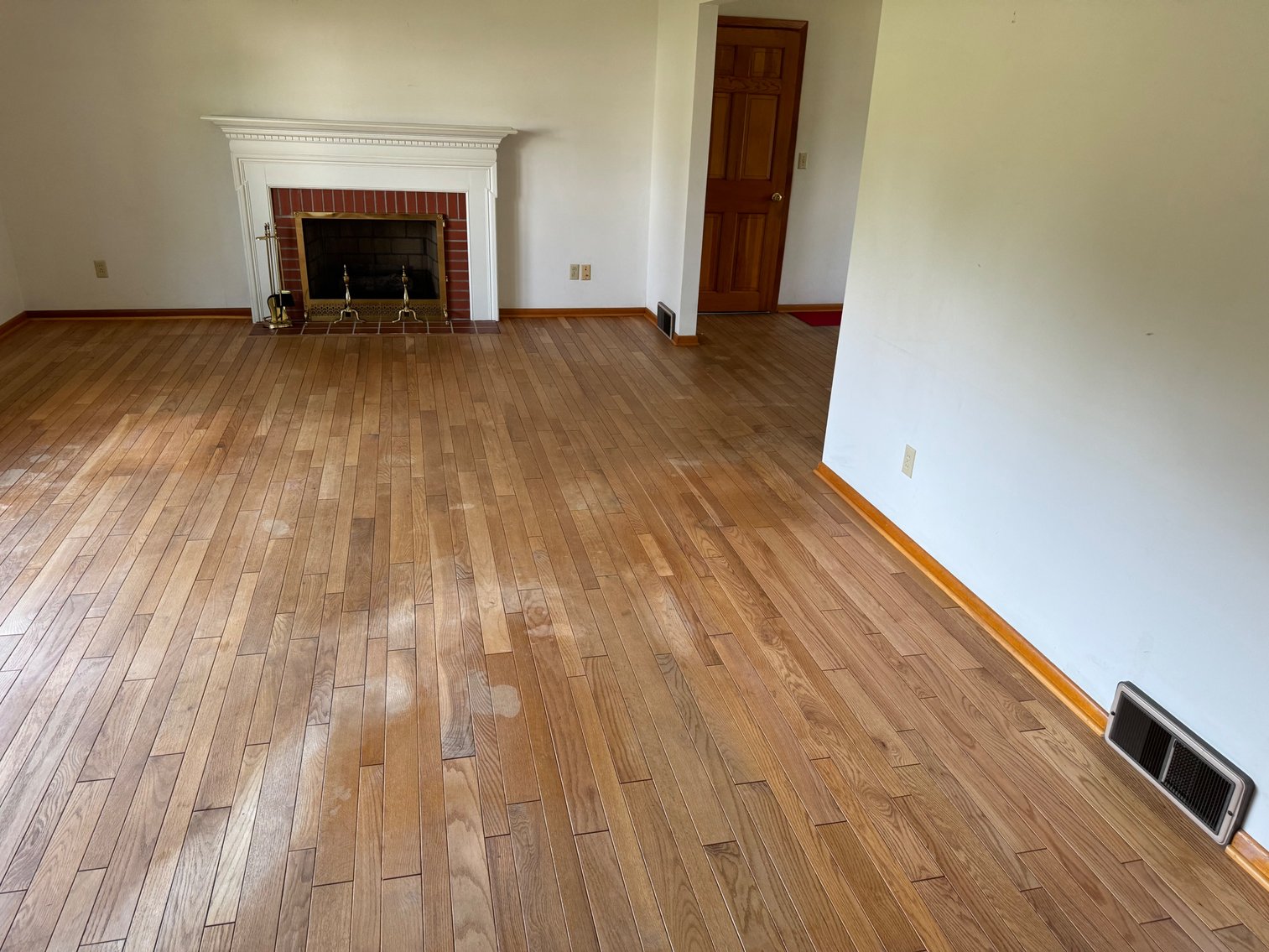 Image for Live Onsite Real Estate Auction with Online Bidding