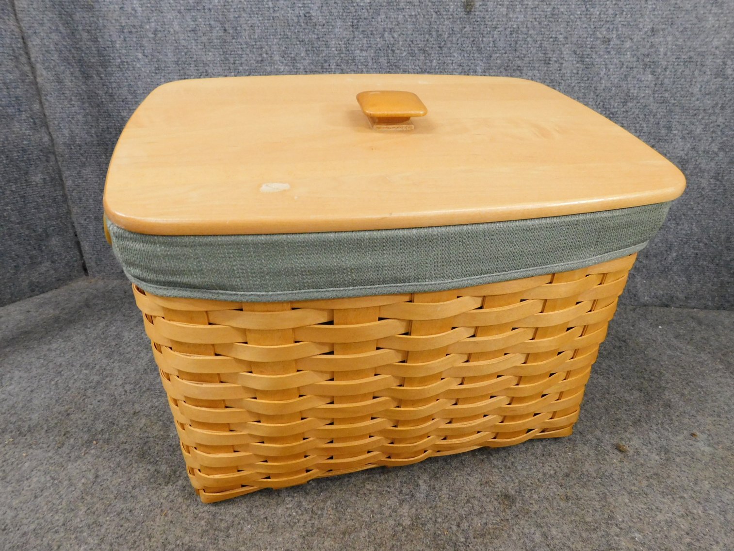 Image for Absolute Online Auction #2003