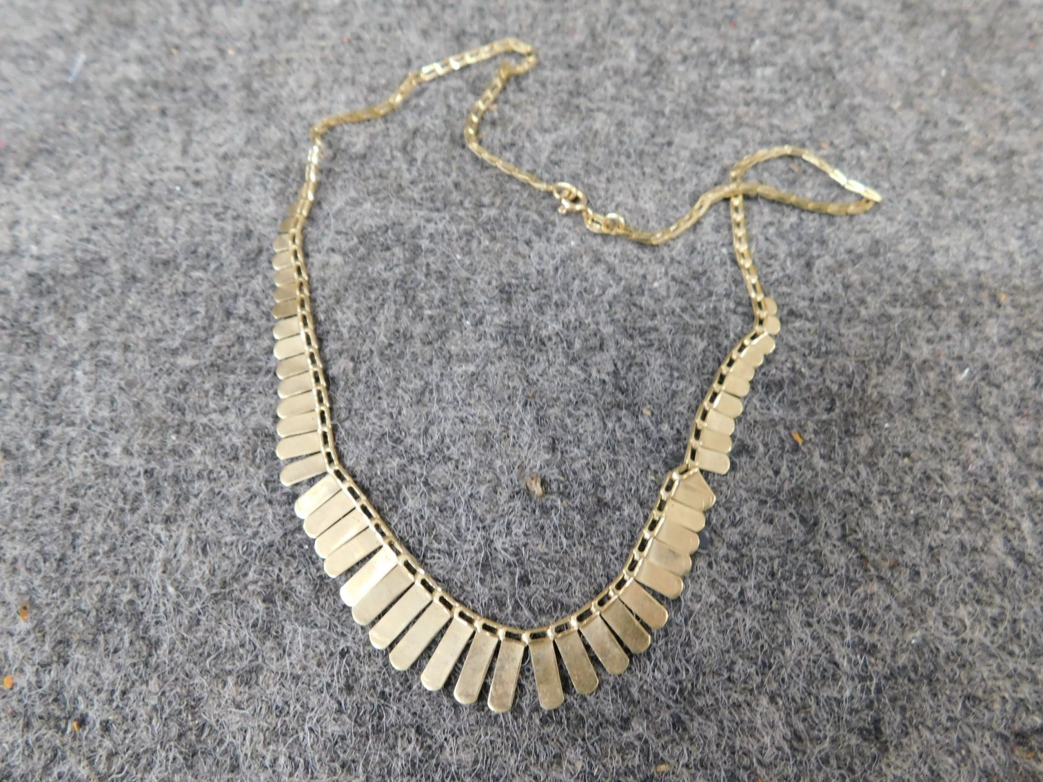 Image for Absolute Online Auction #2013