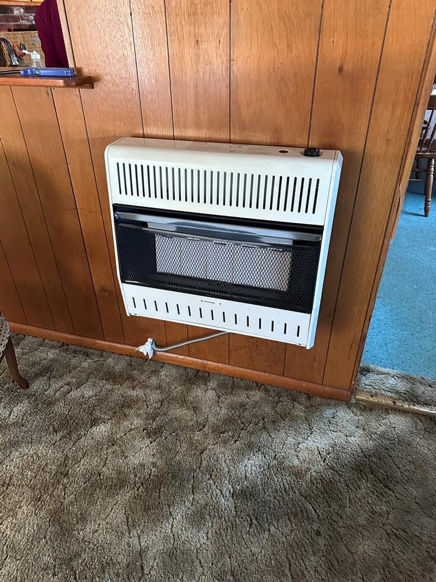 Image for Live Onsite Real Estate Auction with Online Bidding