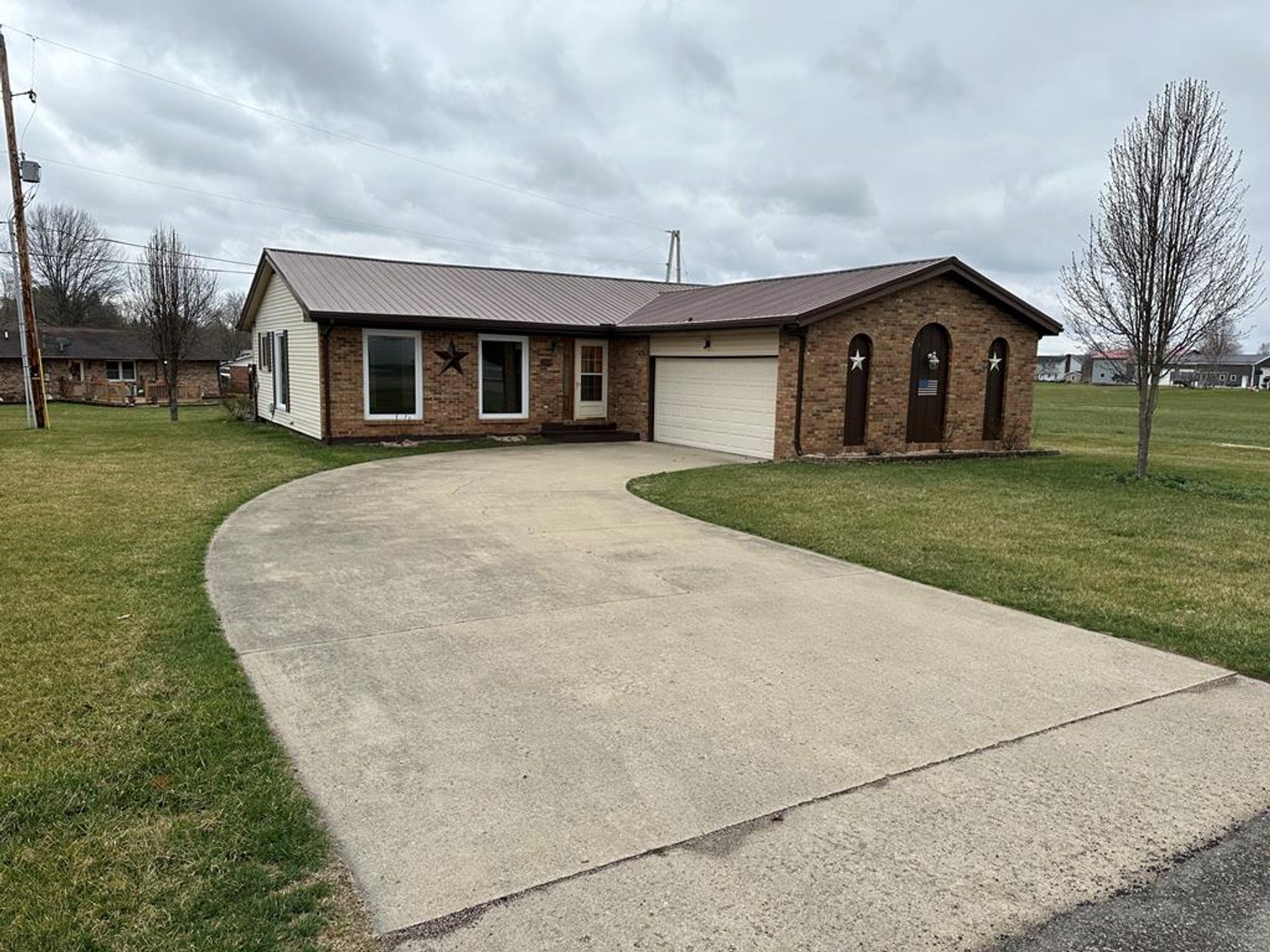 Image for Live Onsite Real Estate Auction with Online Bidding