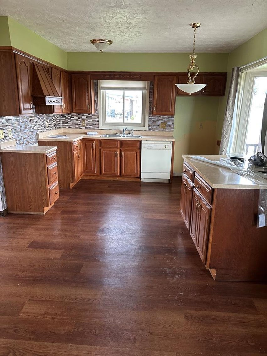 Image for Live Onsite Real Estate Auction with Online Bidding