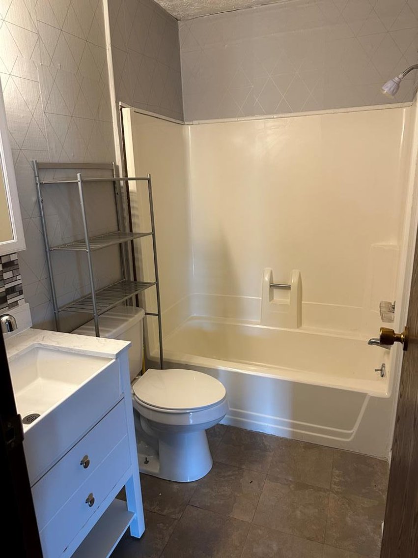 Image for Live Onsite Real Estate Auction with Online Bidding