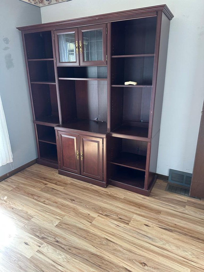 Image for Live Onsite Real Estate Auction with Online Bidding