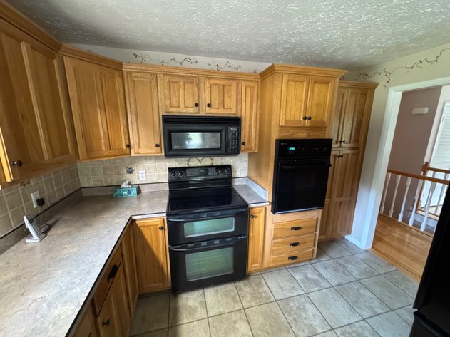 Image for Live Onsite Real Estate Auction with Online Bidding