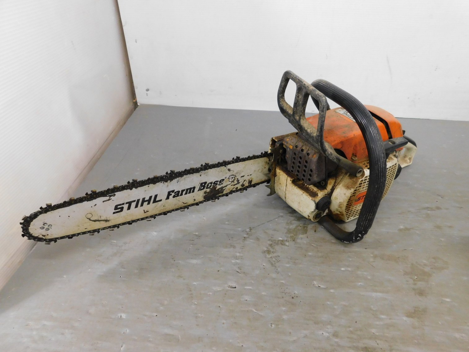 Image for Absolute Online Auction #2134