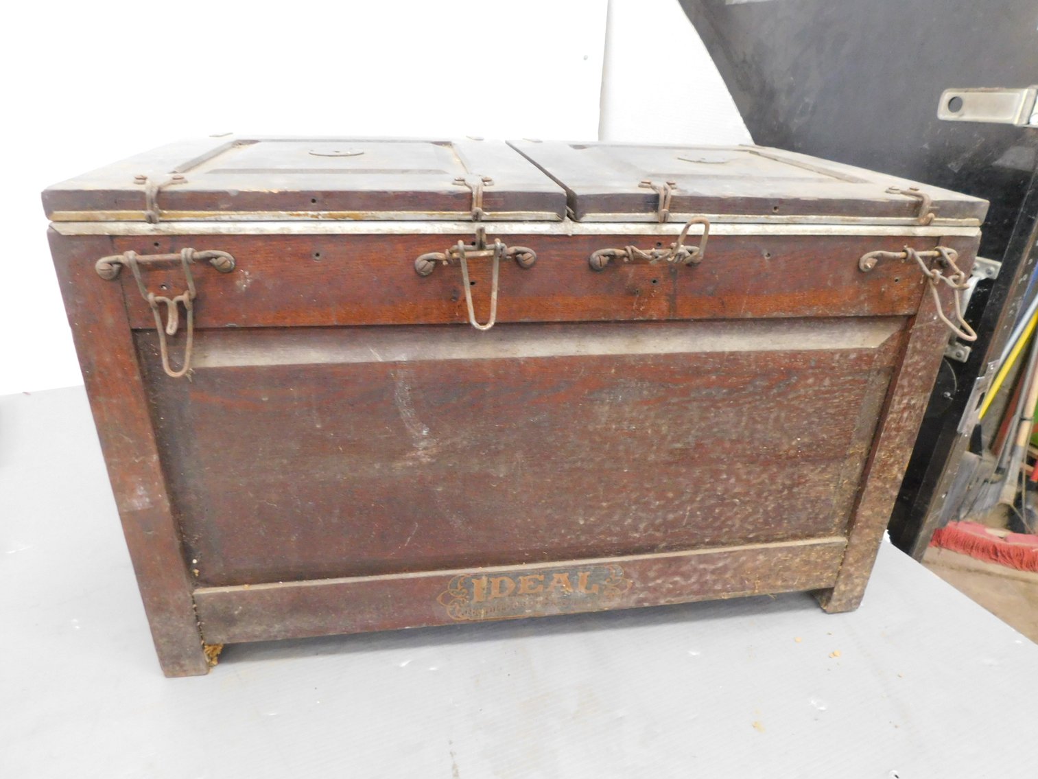 Image for Absolute Online Auction #2170