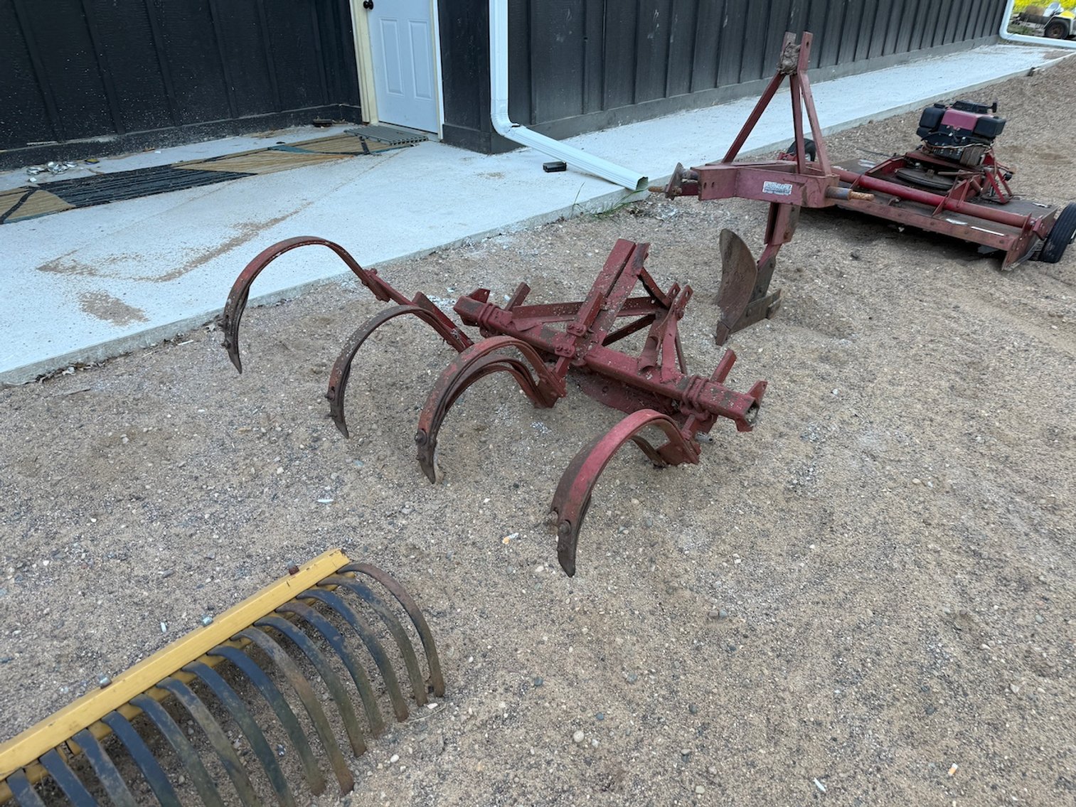 Image for Crandon, WI ** 1922 Buick Car, Motorcycle, Tools, Farm Equipment, Dump Truck, Guns, Boats & More!