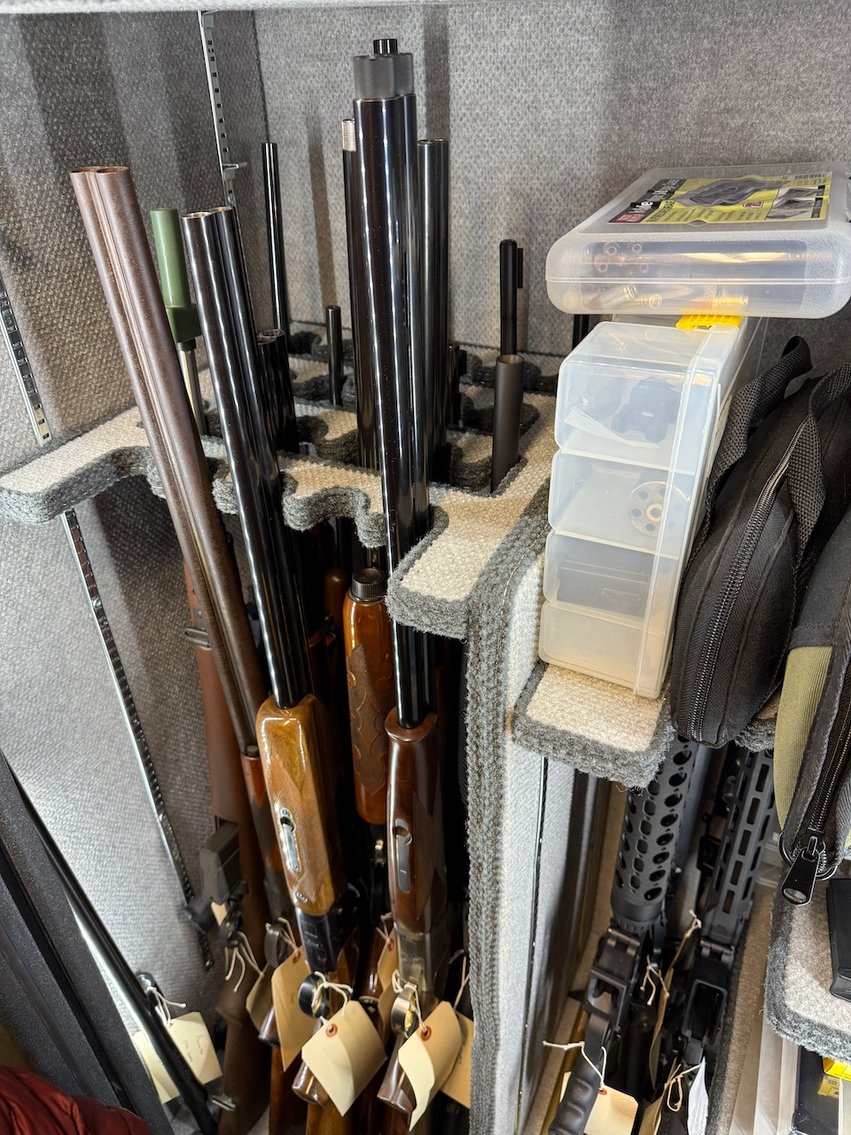 Image for Eagle River, July 27 *** Large Amount of Tools, Tractors, 35 Guns, Sporting Goods, Home Contents & More! 