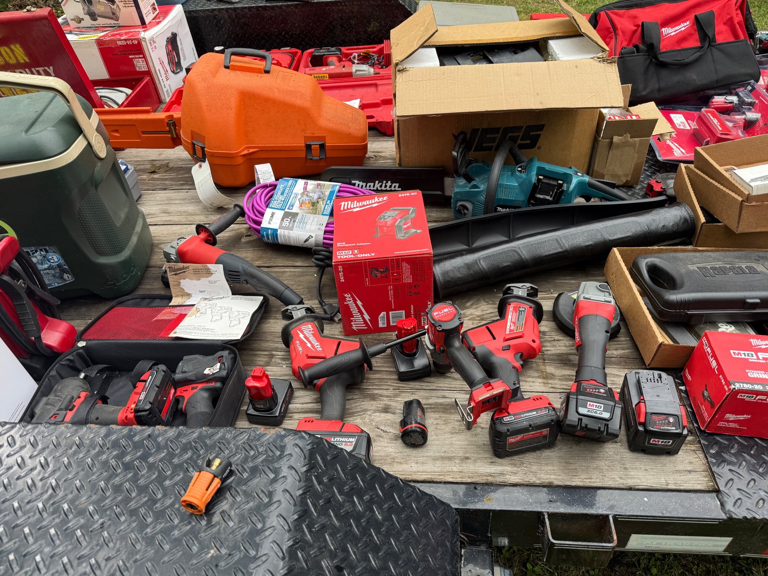 Image for Eagle River, July 27 *** Large Amount of Tools, Tractors, 35 Guns, Sporting Goods, Home Contents & More! 