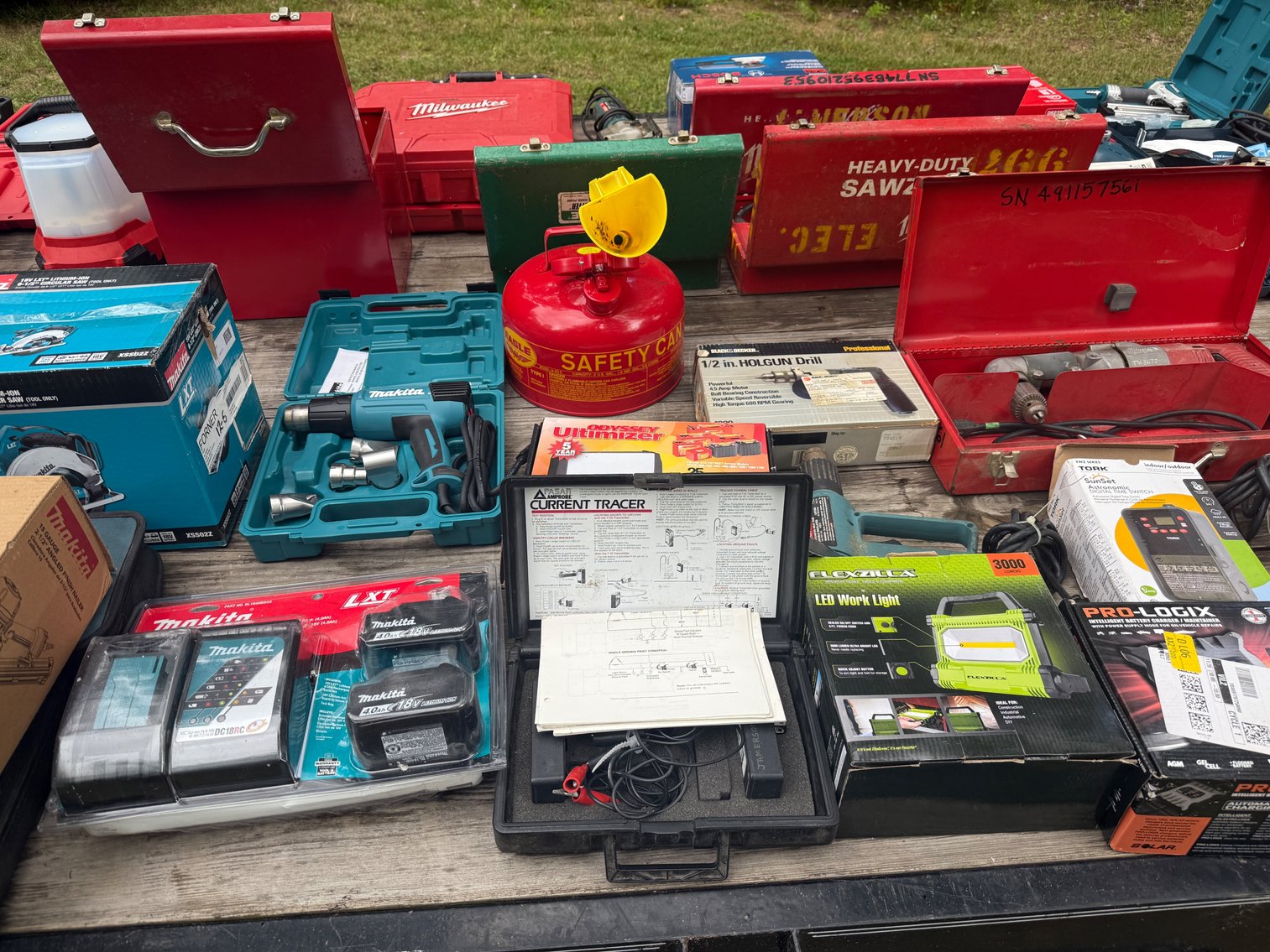 Image for Eagle River, July 27 *** Large Amount of Tools, Tractors, 35 Guns, Sporting Goods, Home Contents & More! 