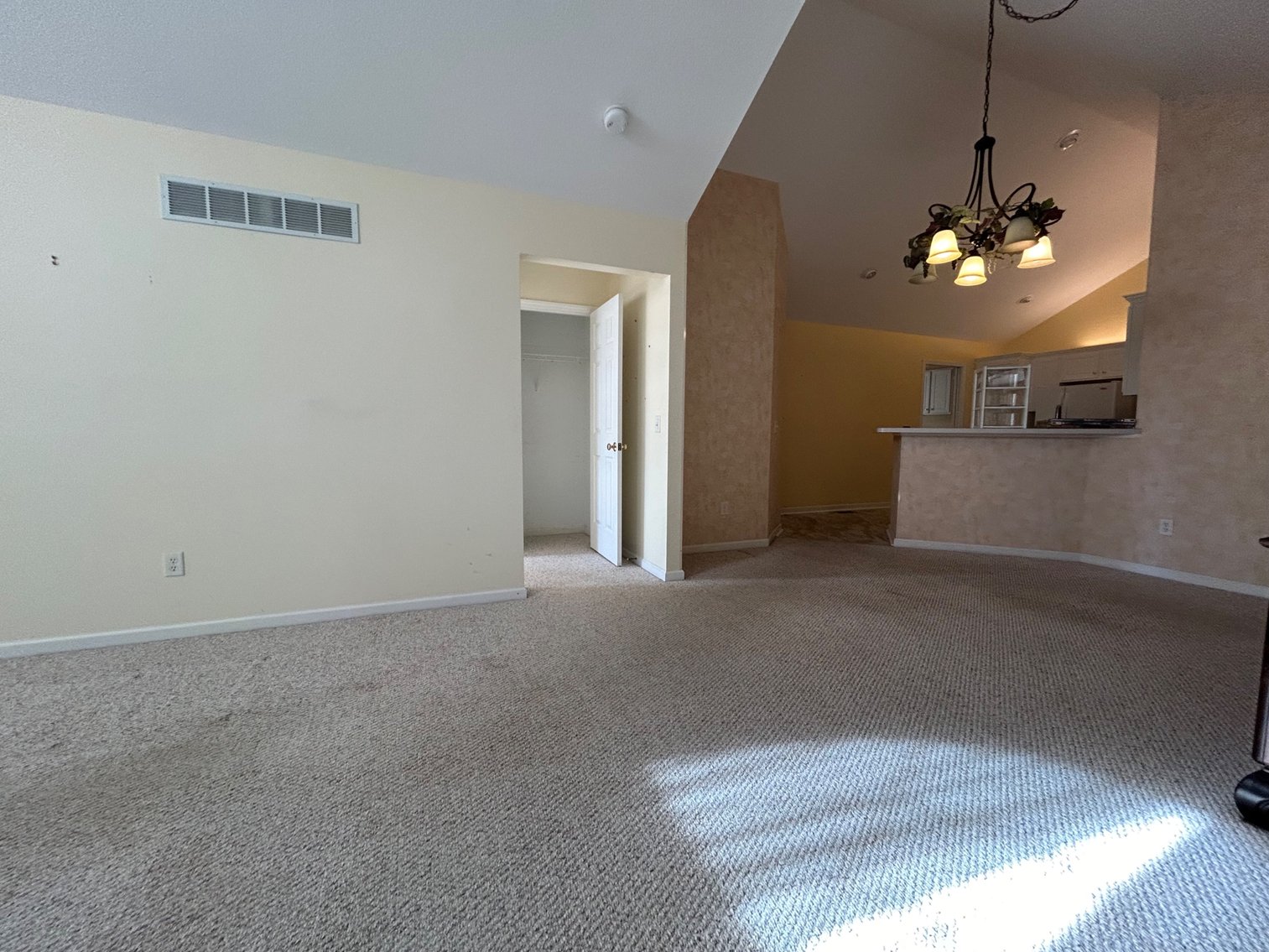 Image for 68 Summerfield Blvd Bowling Green, OH  43402